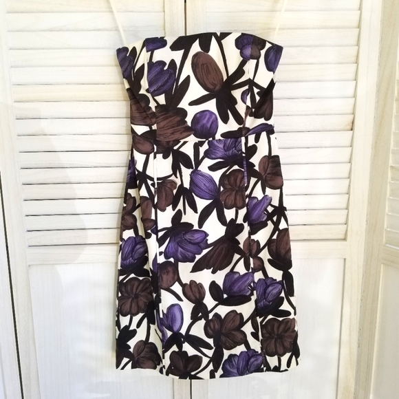 Banana Republic Dresses & Skirts - Banana Republic Sleeveless Floral Dress. Size 0